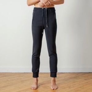 WHITE BRIEFS BELLWORT BLACK DRAWSTRING PANT